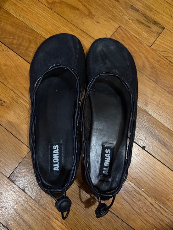 ALOHAS Shoes - ALOHAS Black Gill Mesh Ballet Flats size 9/EU 40